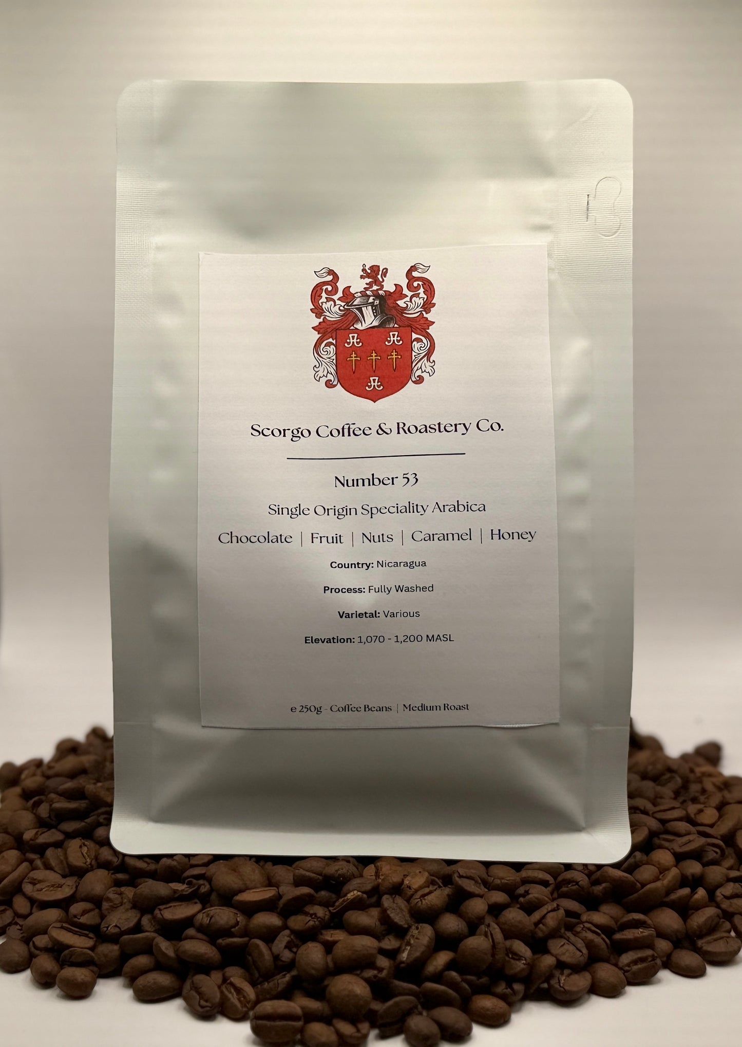 Scorgo coffee Number 53 single origin arabica ground coffee from Nicaragua. Flavour notes include chocolate, fruit, nuts, caramel and honey. Fully washed specialty coffee from a UK-based family run coffee roastery.